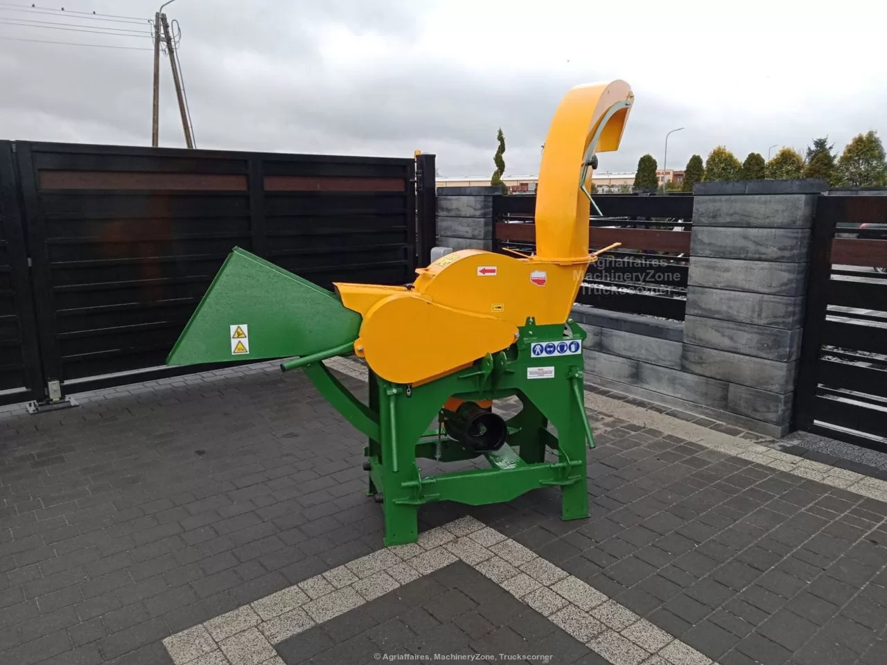 Štěpkovač dřeva Selmar za traktor