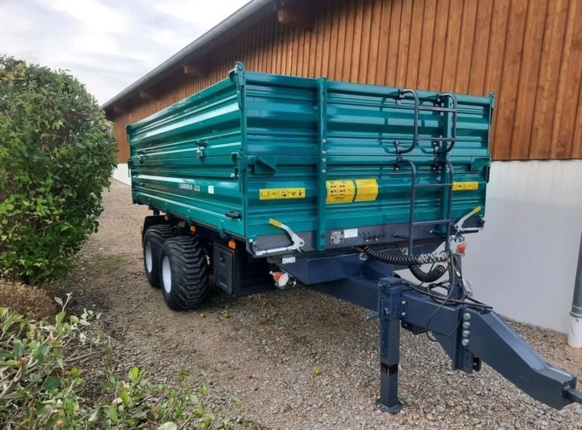 Přívěs na traktor 8T sklápěč